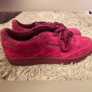 Reebok suedes size 11.5